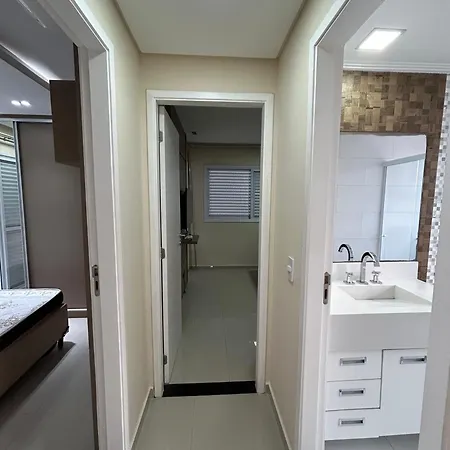 Novo Na Quadra Da Praia Santos  Exterior foto